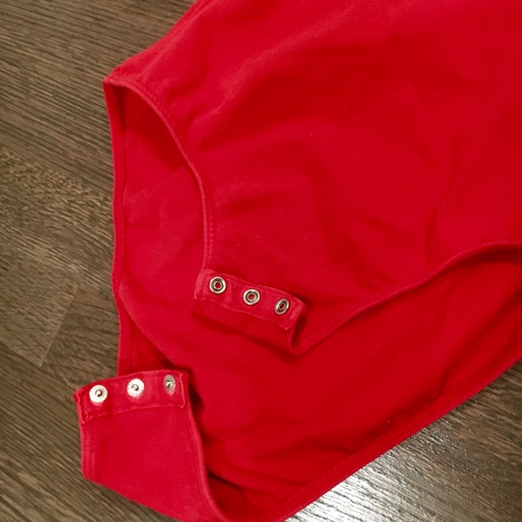 Cherry Leotard - Picture 4 of 4